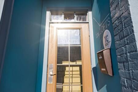Hip Urban Loft - Small Town Charm -124 Lofts #3 웨스트던디 외부 사진